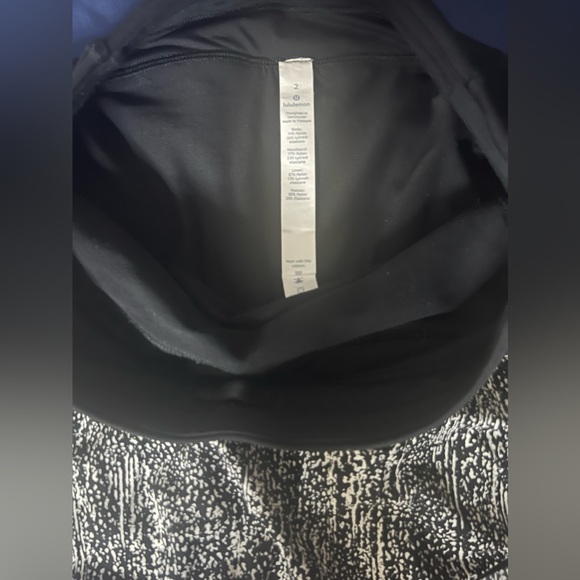 Lululemon Black Spotted Print Skirt! - Picture 5 of 5